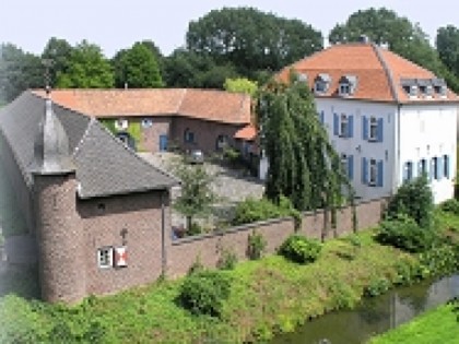 Фото:  Burg-Schaenke Weyer-Kastell